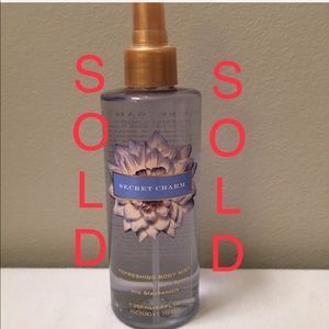 Victoria’s Secret Garden Secret Charm NWT